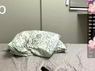Louie Heacock webcam model stream image