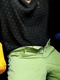 chocolate_alone webcam model stream image