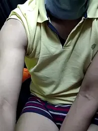 chocolate_alone webcam model stream image