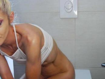 emmaharpper webcam model stream image
