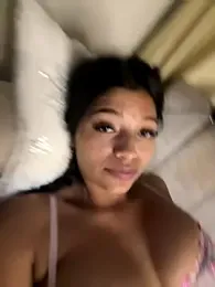 AgathaGeorgiou webcam model stream image