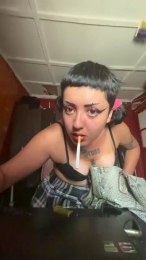 vyki webcam model stream image