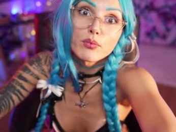 informal_ webcam model stream image