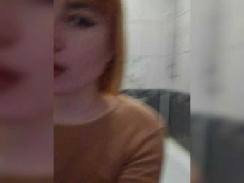 -Molly webcam model stream image