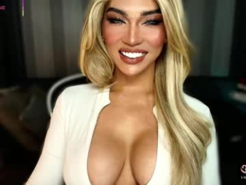 womanofyourdesire_ts webcam model stream image