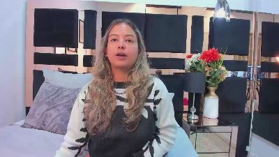 dulcelyra webcam model stream image