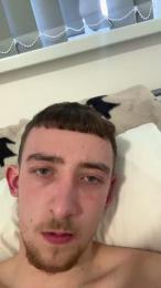 Ilovethingsin webcam model stream image