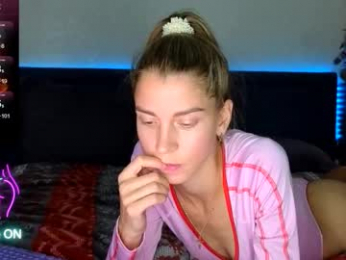 lisi4ka_basik33 webcam model stream image