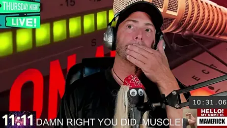 _SocialMaverick_ webcam model stream image