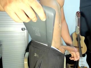 Lenoard Dupont webcam model stream image