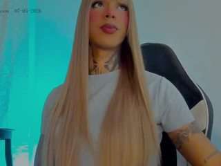 arianna-thonson webcam camsoda model stream image