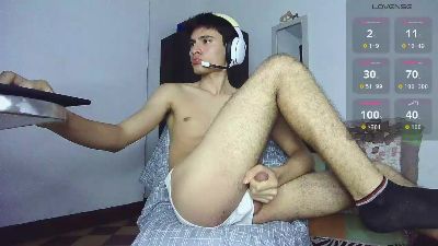 Guts1_ webcam model stream image