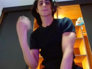 Noah Kooper webcam model stream image