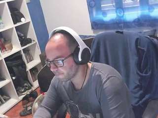 ravingr4d4 webcam model stream image