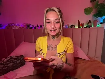 chloetease webcam model stream image