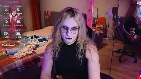 Lori_Myaf webcam model stream image