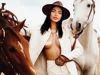 CaitlynEva webcam model stream image