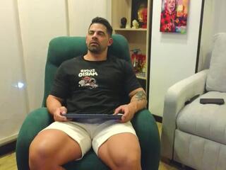 Andrew Fame webcam model stream image