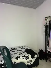 rhizanthella_ webcam model stream image