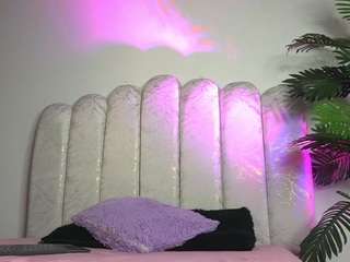 mia-sweetie1 webcam model stream image