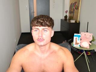 Noah Sandler webcam model stream image