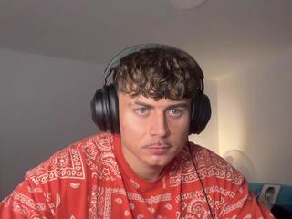 Noah Sandler webcam model stream image