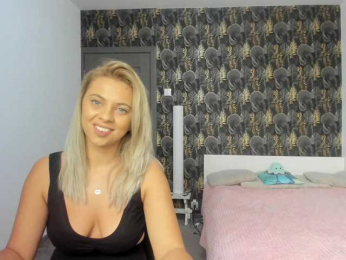 CarlaStaceeFun webcam bongacams model stream image