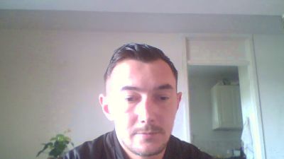 robert9995 webcam model stream image