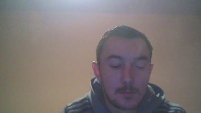 robert9995 webcam cam4 model stream image