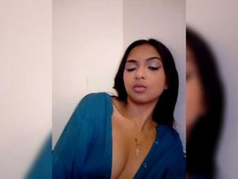 Lolah261 webcam model stream image