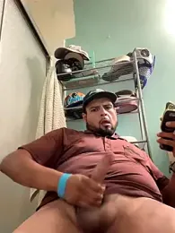 MrDickUdown24_7 webcam model stream image