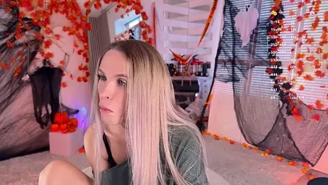 mikkixmeow webcam model stream image