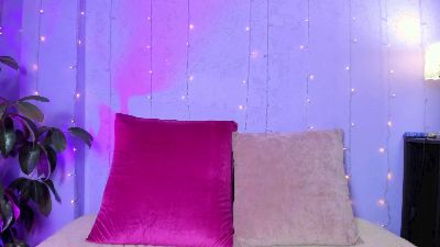 Ravenpurple webcam model stream image