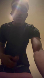 Bigman223comes webcam model stream image