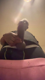 Bigman223comes webcam model stream image