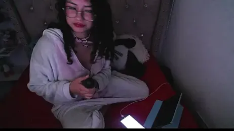 CherieCurl webcam model stream image