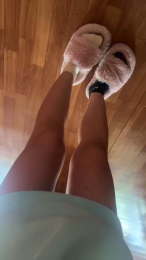 AngelinaKis webcam model stream image