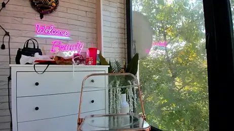 Britney_Charm_ webcam model stream image