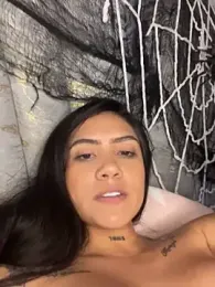 liahouses webcam model stream image