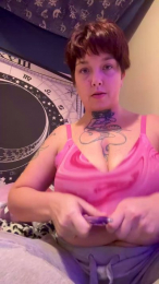 QueenDionysus webcam model stream image