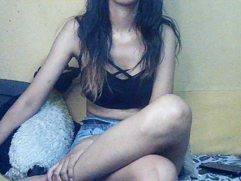 Michou_Caren webcam bongacams model stream image