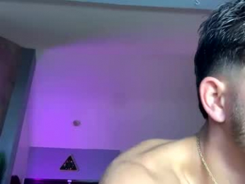 wentbrokeonstrippers webcam model stream image