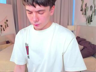 Ethan Crowe webcam model stream image