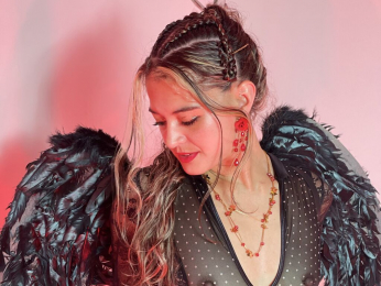 AntonelaStare webcam model stream image