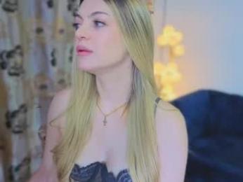 fresita_pink_ webcam chaturbate model stream image