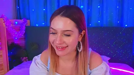 AlinaWalters webcam model stream image