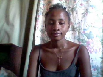 Andreaxs webcam bongacams model stream image