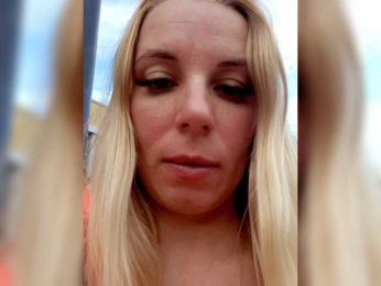 -nelya- webcam model stream image