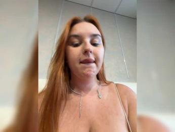 delyannicole webcam bongacams model stream image