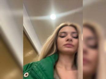 obsessed_with_me webcam model stream image